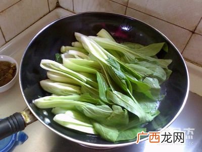 白灼上海青最正宗的做法,清蒸白灼鲈鱼的正确做法？