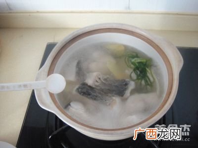 如何做青鱼尾巴汤,青鱼尾巴怎么做好吃又简单？