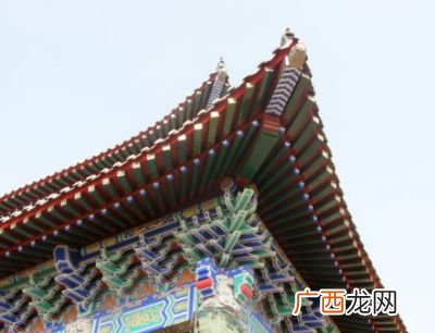 中国古代建筑斗拱是什么,斗拱的作用？