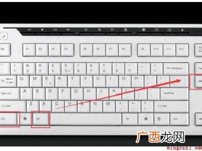 windows10更新卡在57%怎么办