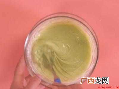 蛋糕油做蛋糕的步骤