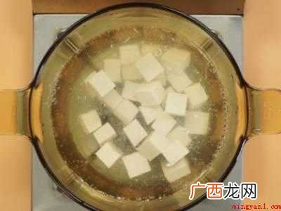 农村菜豆腐的做法共有4步 农村菜豆腐的做法