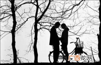 与子执手与子偕老的意思是什么,什么执手的成语？