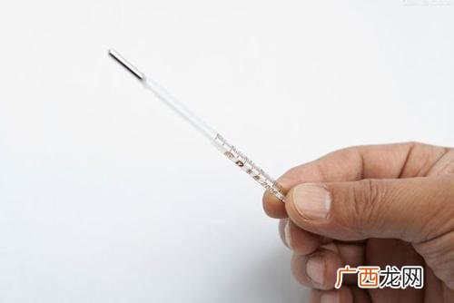 体温计舌下温度是多少,体温计放嘴里准吗？