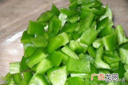 青椒肉丝打卤面怎么做,青椒肉卤的做法？