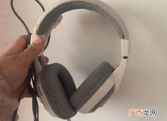耳机和耳麦哪个好,森然wh10耳机和n3哪个好？