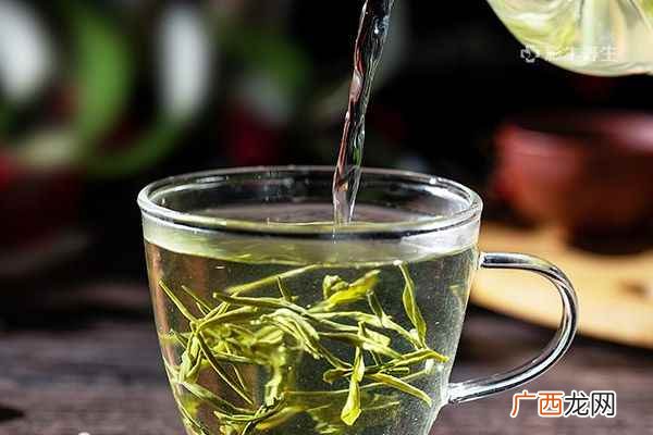 信阳毛尖的功效与作用 喝绿茶的注意事项 信阳毛尖的功效与作用