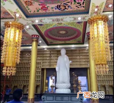 土地庙和寺庙是如由来的,社庙和土地庙的区别？