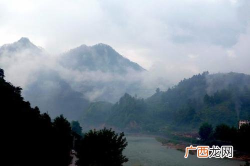 贵州三都在哪里,贵州省三都县是属于都匀市吗？