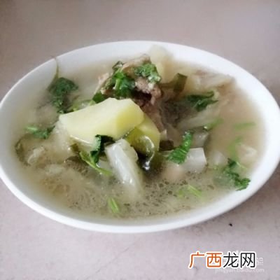 猪肉白菜汤怎么做好吃,宝宝辅食白菜猪肉丸子汤怎么做如何做好？