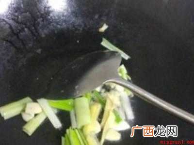 怎么样吃蟹子
