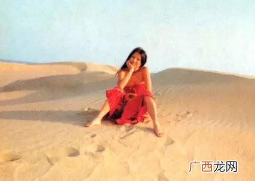 三毛本名叫什么她是怎么死的,三毛原名叫什么?