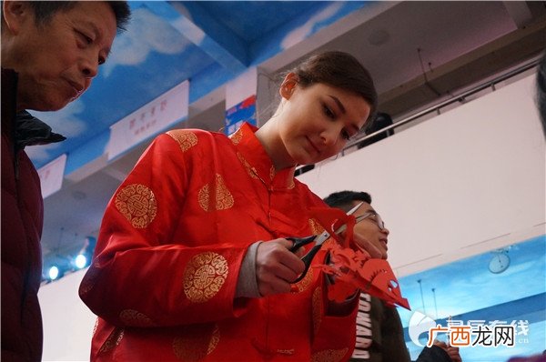 哪一年是国际志愿者年,第一个世界志愿者日是哪一年?