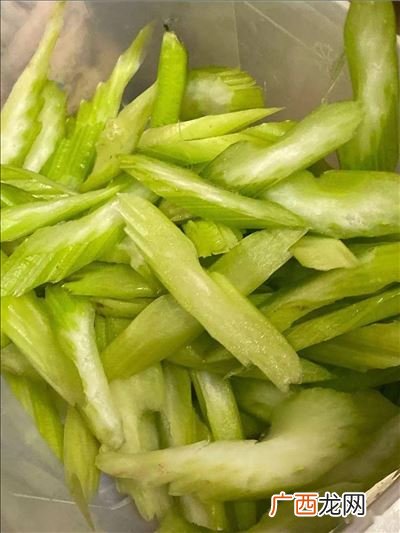 清脆的近义词,鸣啭的近义词是什么？