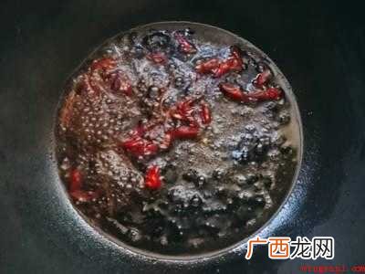 凉拌香椿怎么做好吃窍门
