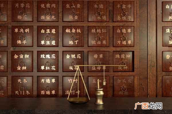 补气的中药有:人参属于最名贵的补气中药 补气的中药有哪些
