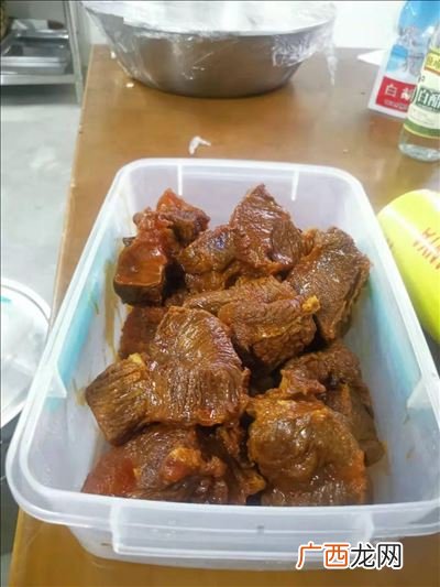 正宗卤牛肉配方,卤牛肉调料汁配方大全？