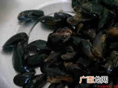 海虹中间的草怎么去掉