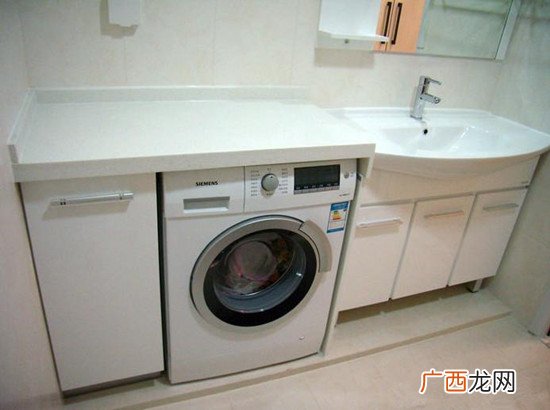 滚筒洗衣机漏水是什么原因,滚筒洗衣机漏水不存水是怎么回事？