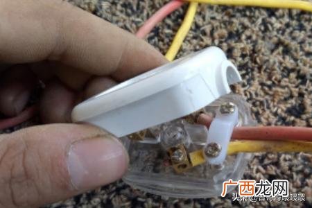 插头怎么接线图解,灯头、插头的接法?