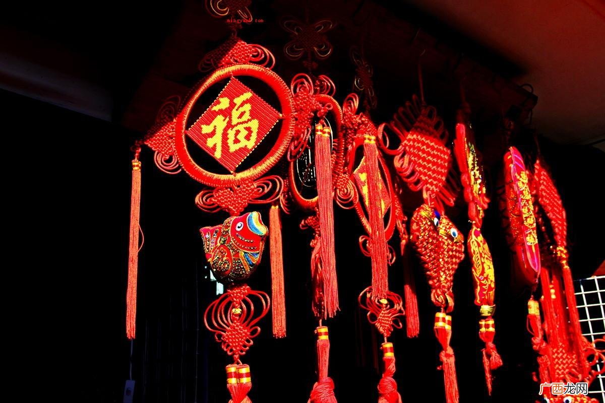 20、新年新气象,云卷千峰色 新年新气象下一句押韵的有哪些？