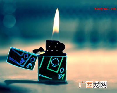 中国人送礼物最亲睐的十大奢侈品牌 十大男生喜欢的礼物有哪些？