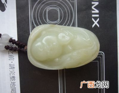 什么是新疆和田玉,新疆天山白玉是什么玉?