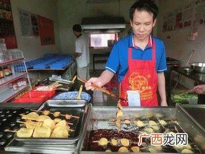 小吃摊做什么好卖,2021摆摊卖什么好卖又赚钱？