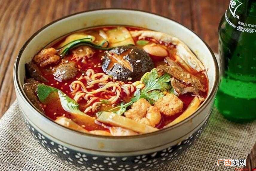 麻辣烫起源是什么 正宗吃法是一串一串的吃 麻辣烫起源是什么
