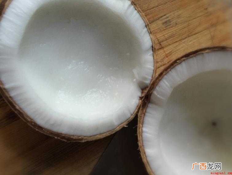 青椰子怎么打开 椰子肉的做法 青椰子怎么打开