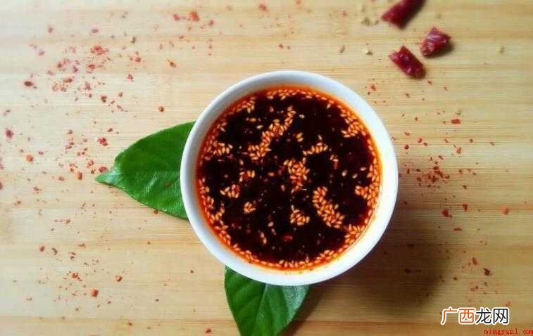 鞋子辣椒油怎么洗