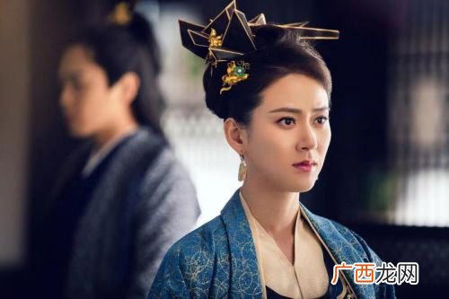 赵柯在电视剧岁月风云里扮演什么角色,新三国小乔是谁演的？