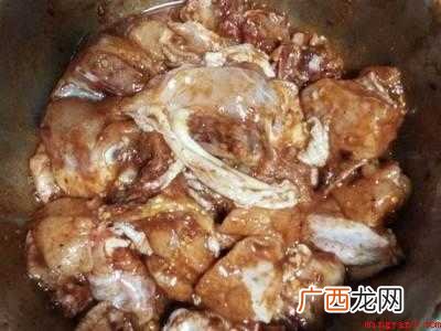 鸡煲怎么吃