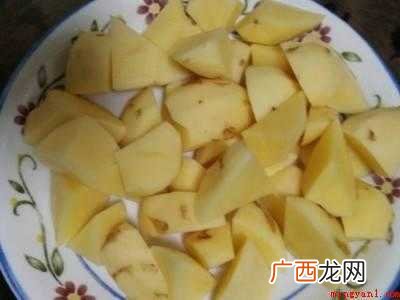 鸡煲怎么吃