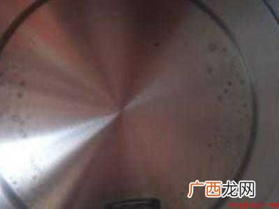 蒸锅水垢太厚太硬怎么清除