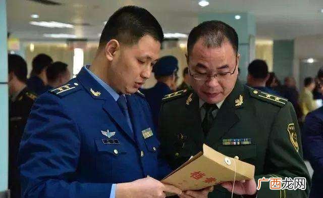 军官转业费怎么算,军龄16年退伍费明细？