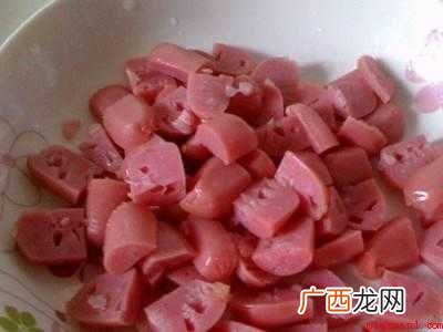 火腿肠适合炒什么菜