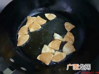 剩饺子皮怎么做好吃又简单