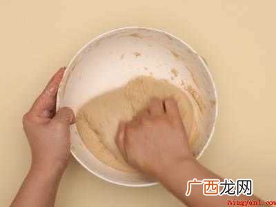 自热年糕怎么弄