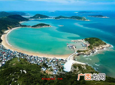 201日月潭 分明在湖上打一地名？