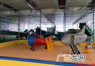 用玉米粒铺地当沙子作法可行吗 用玉米粒铺地当沙子做法可取吗