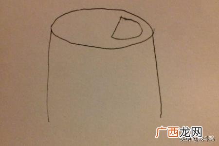 洒水壶怎么画,洒水壶的简笔画怎么画？