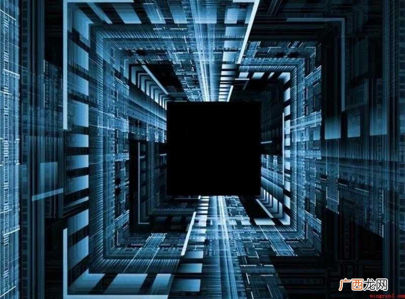 四维空间轴对称性是什么