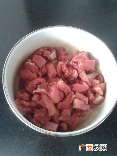 干炸肉段的做法怎么做干炸肉段,干炸罗根肉怎么做？
