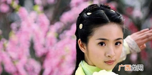 黄蓉的扮演者叫什么名字,黄日华版射雕英雄传黄蓉扮演者？