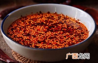 红油怎么做,阿宽红油面皮红油怎么做？