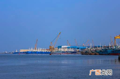 石岛属于哪个城市,荣成和石岛是威海的两个市吗？
