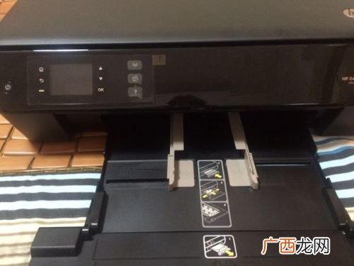 打印机的纸怎么放,发票打印机如何放置纸张？