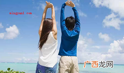 适当电话、低头捡物、有观念 六大爱情技巧有哪些？