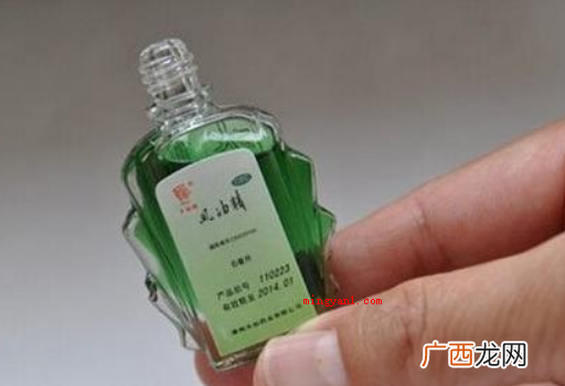 手被502胶水粘住处理的小窍门 手被502胶水粘住了怎么办